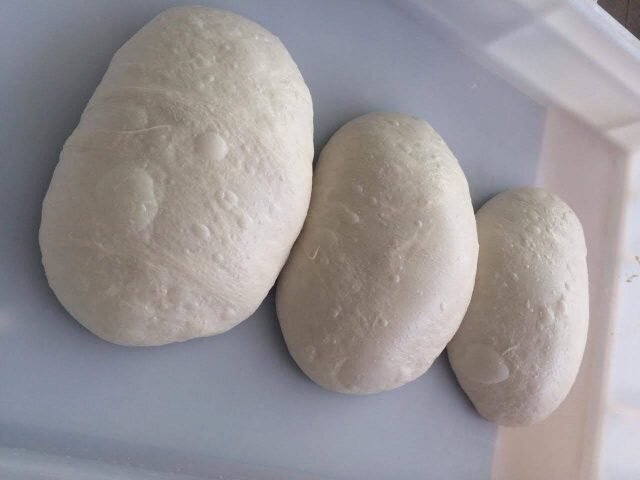 Так должно выглядеть тесто после 5 раза