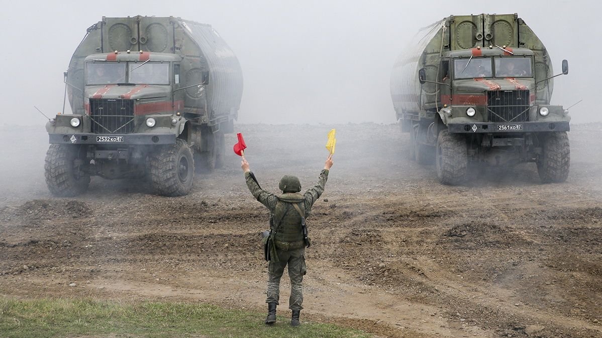 Грузовики КрАЗ-255Б на службе российской армии, учения "Центр-2019". Фото: mil.ru / commons.wikimedia.org