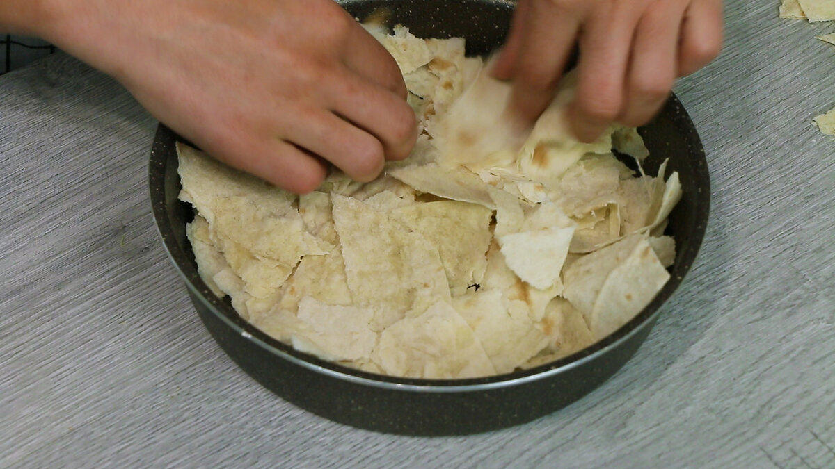 Пирожки из лаваша с капустой на сковороде