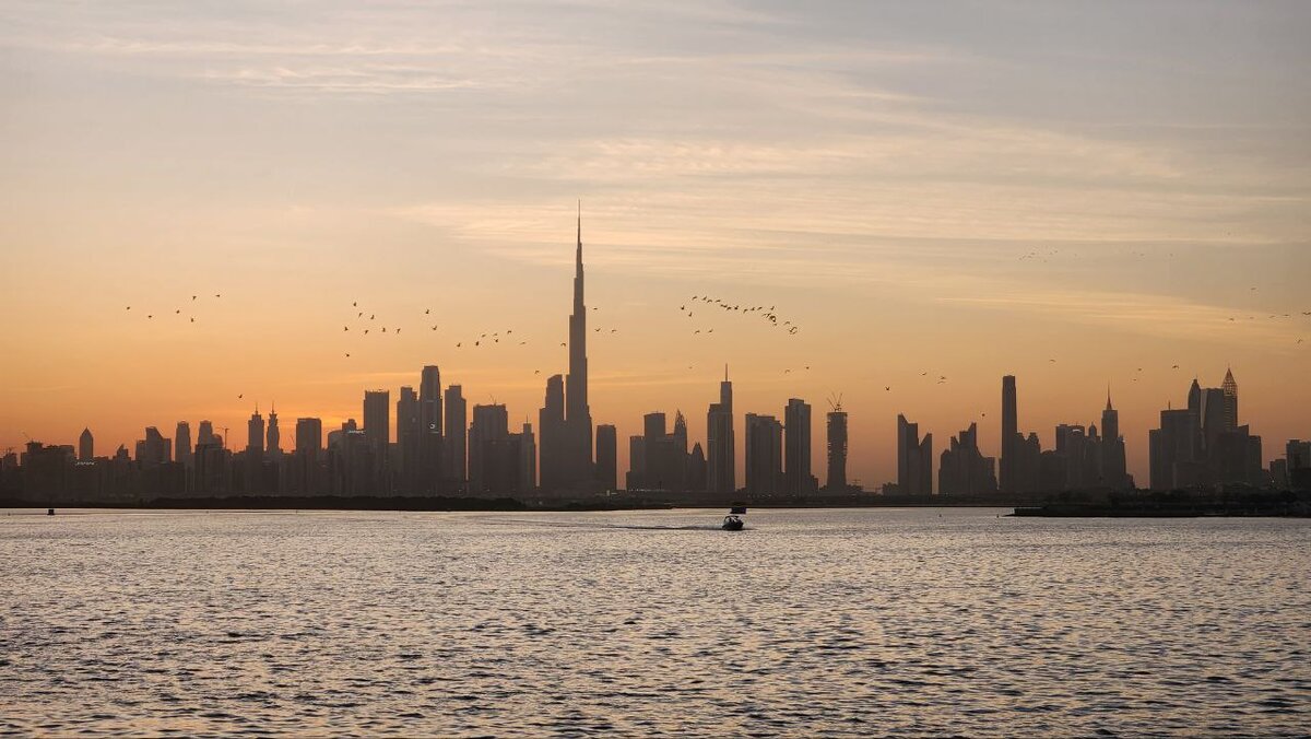 Dubai Creek Harbour вид на центр города.