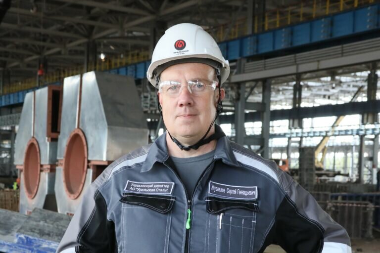    Управляющий директор АО «Уральская Сталь» Сергей Журавлев поздравил оренбуржцев с Днем железнодорожника Кристина Просвиркина