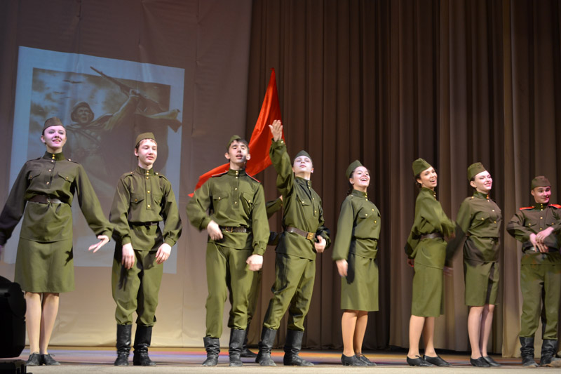 Конкурс военных песен. Солдатская шинель. Конкурс военно-патриотической песни. Песня в солдатской шинели.