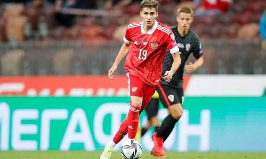    Арсен Захарян на Новый год загадал желания еще ярче проявить себя и в клубе и в сборной России. Фото: РФС