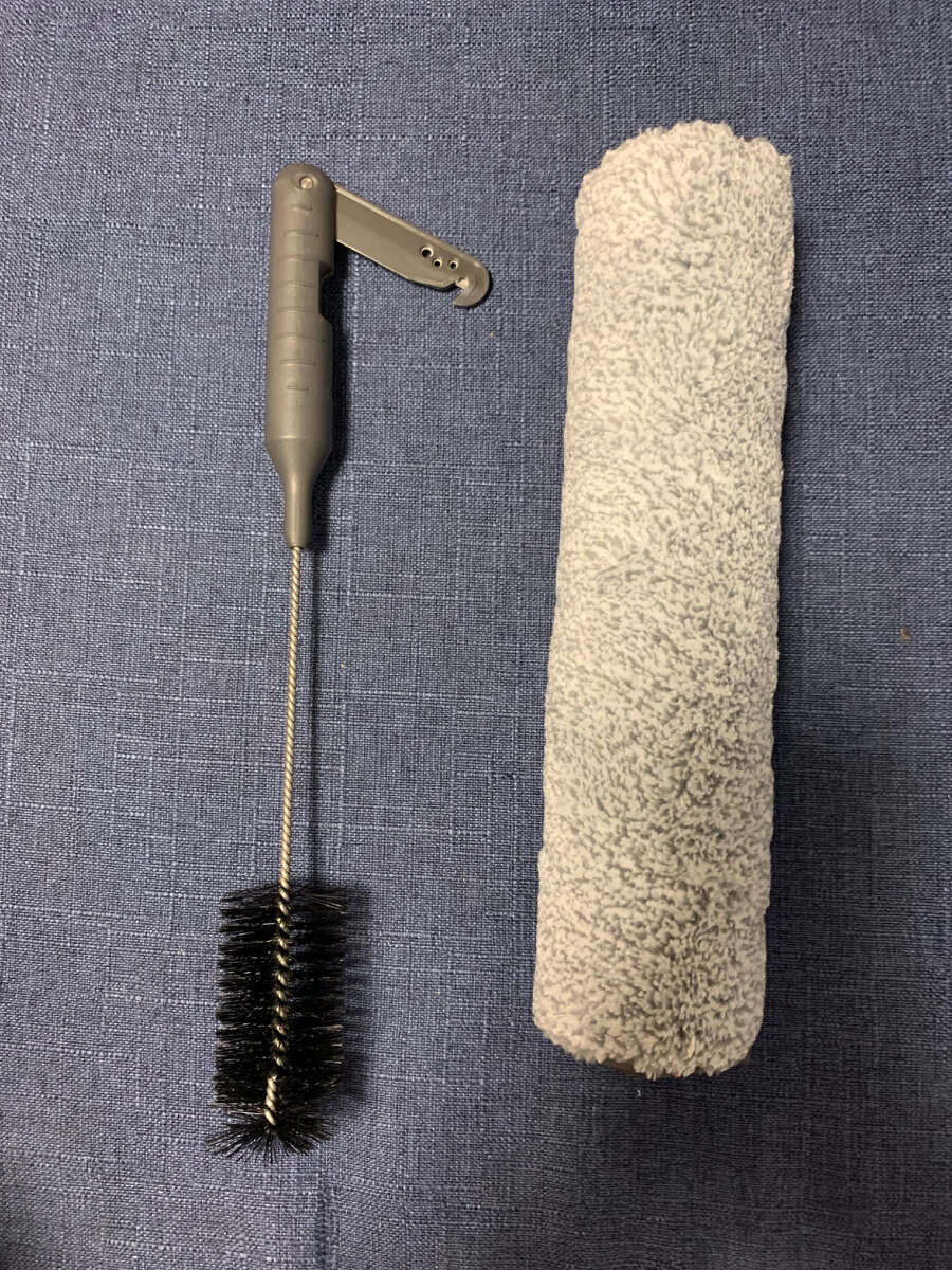 Щетка для очистки труб и валика; запасной валик