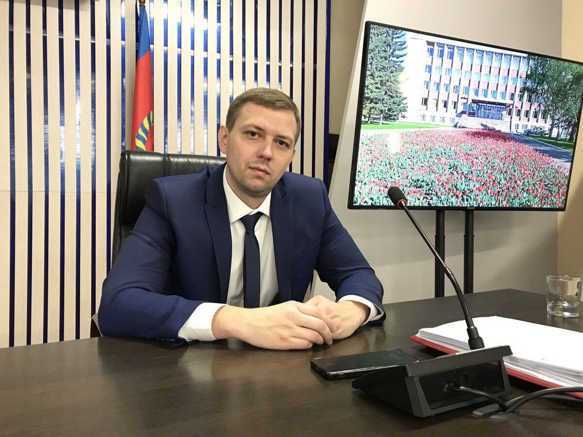 Как выглядит мэр города Ставленник единороссов избран новым главой Бийска Банкфакс Дзен