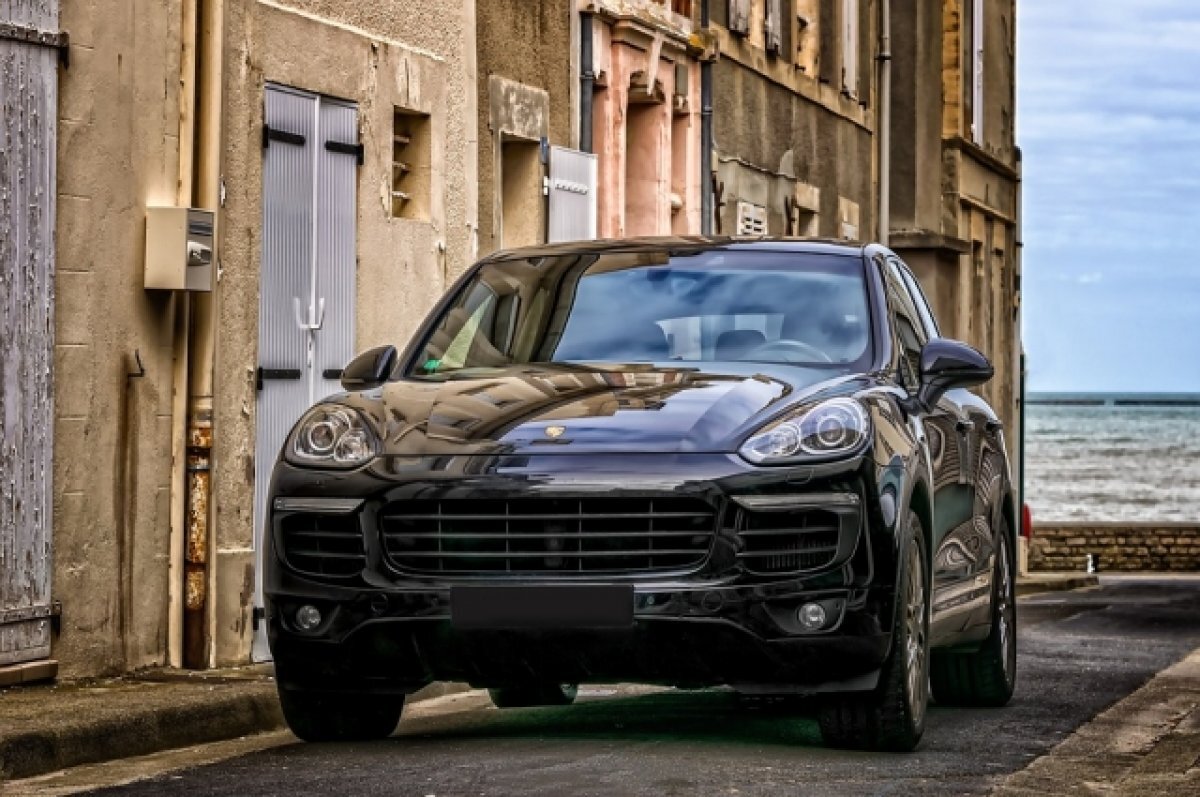 Приставы арестовали Porsche Cayenne пензенца, чтобы вернуть долги |  АиФ-Пенза | Дзен