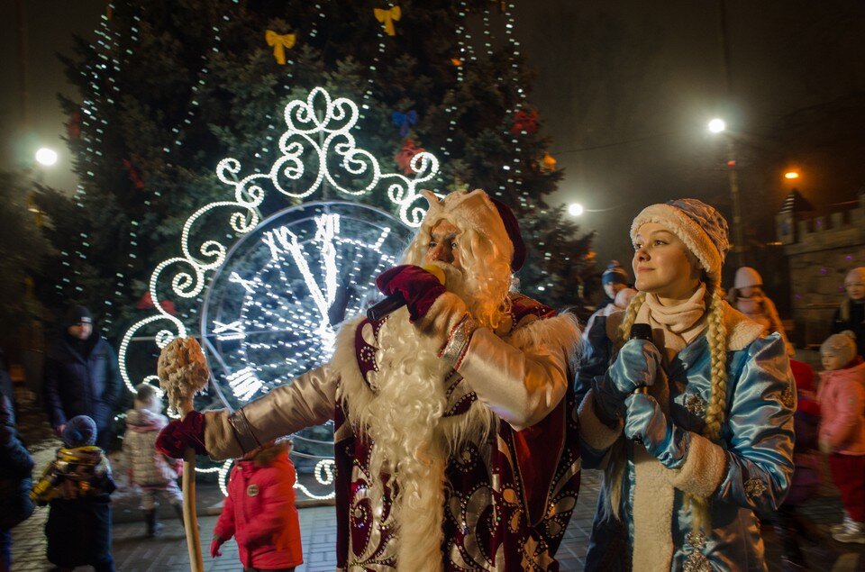     Резиденция Деда Мороза расположена в Комсомольском саду. Геннадий БИСЕНОВ