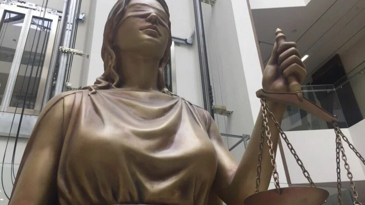     Экс-председателю Пестречинского районного суда Татарстана Иреку Набиеву узаконили заочный арест. Такое решение принял четвертый апелляционный суд общей юрисдикции, сообщает его пресс-служба.