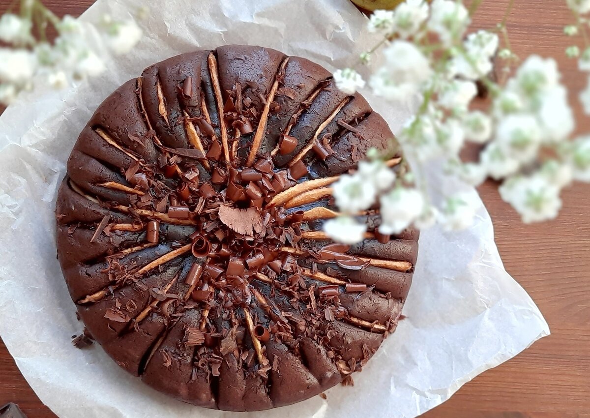 Пошаговый рецепт пирога с грушами🍐, орехами и шоколадом🍫 в духовке