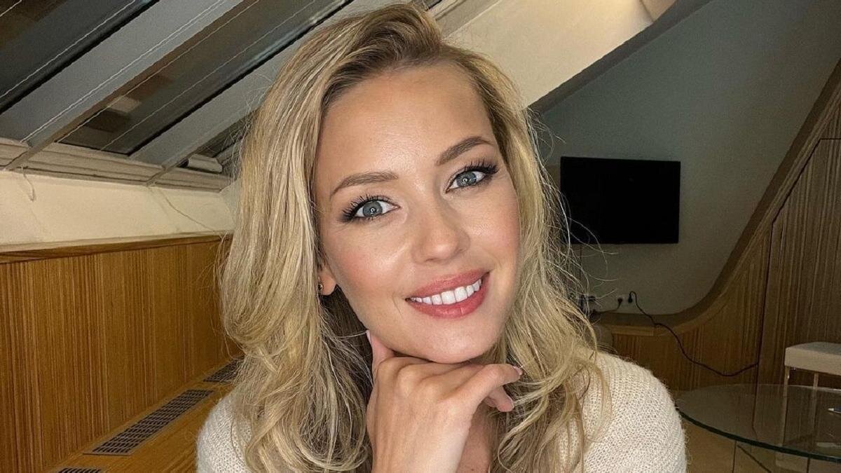    Евгения Лоза:instagram.com/loza_jenya