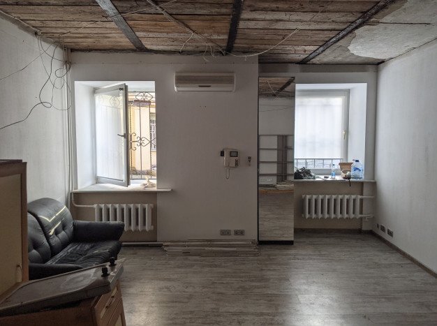 Помещение до ремонта. Источник: Houzz