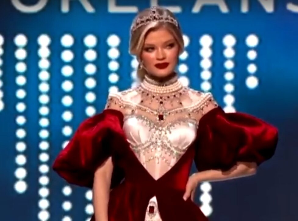    Мама модели Анны Линниковой из Оренбурга рассказала о подготовке дочери к конкурсу «Мисс Вселенная»