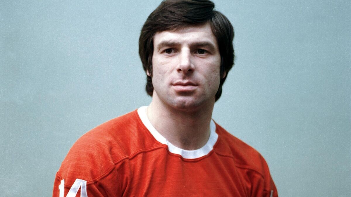    Член сборной команды СССР по хоккею с шайбой Валерий Харламов© РИА Новости / Юрий Сомов