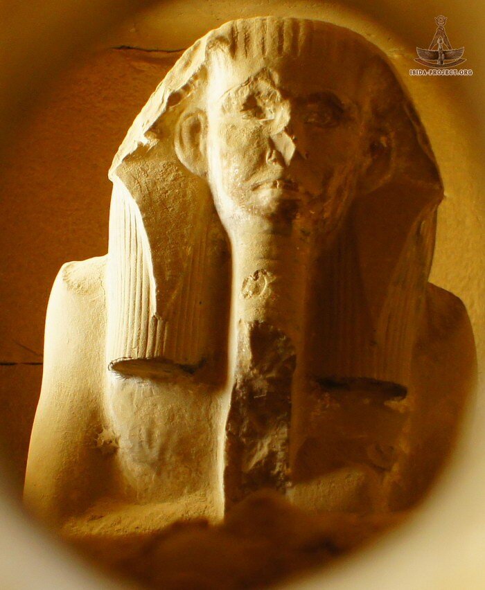 Саккара. Пирамида царя Джосера.