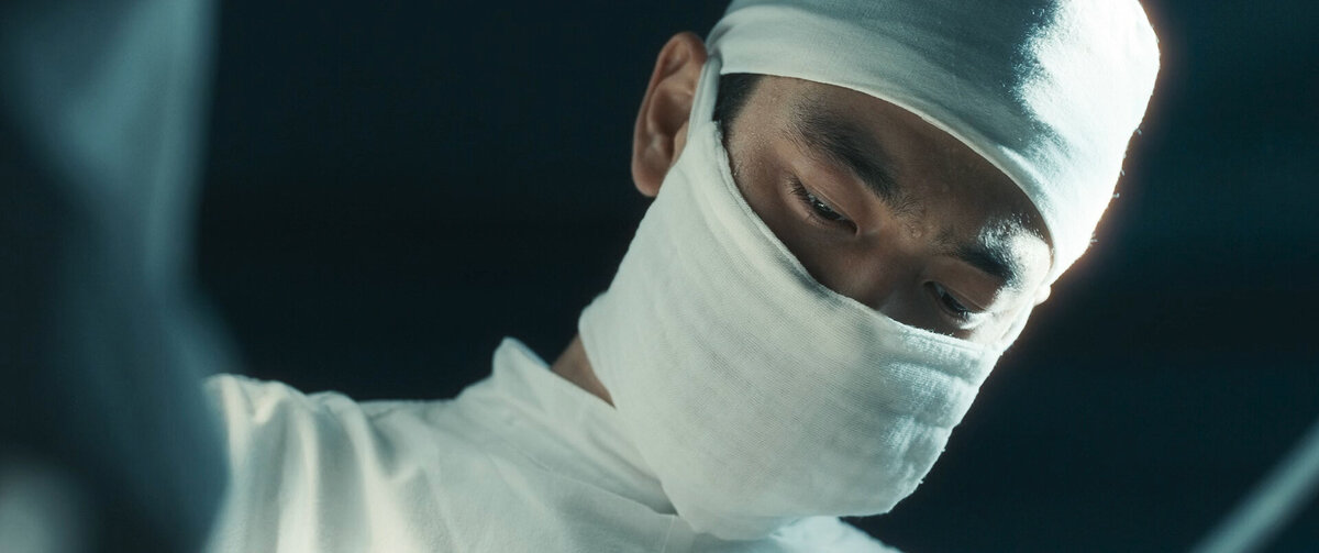 Кирсан проводит операцию сыну Гиляны.