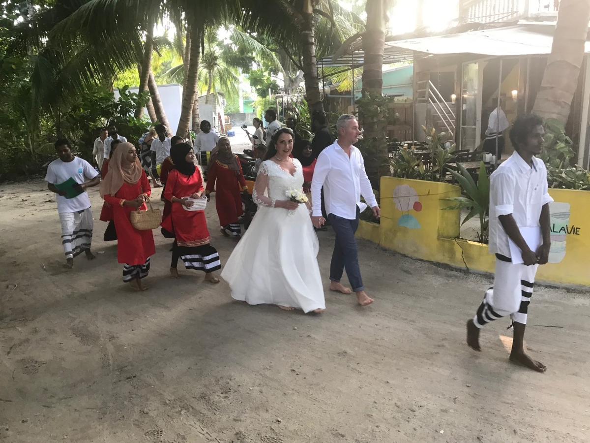 Свадьба по местным обычаям. 1. Фото автора