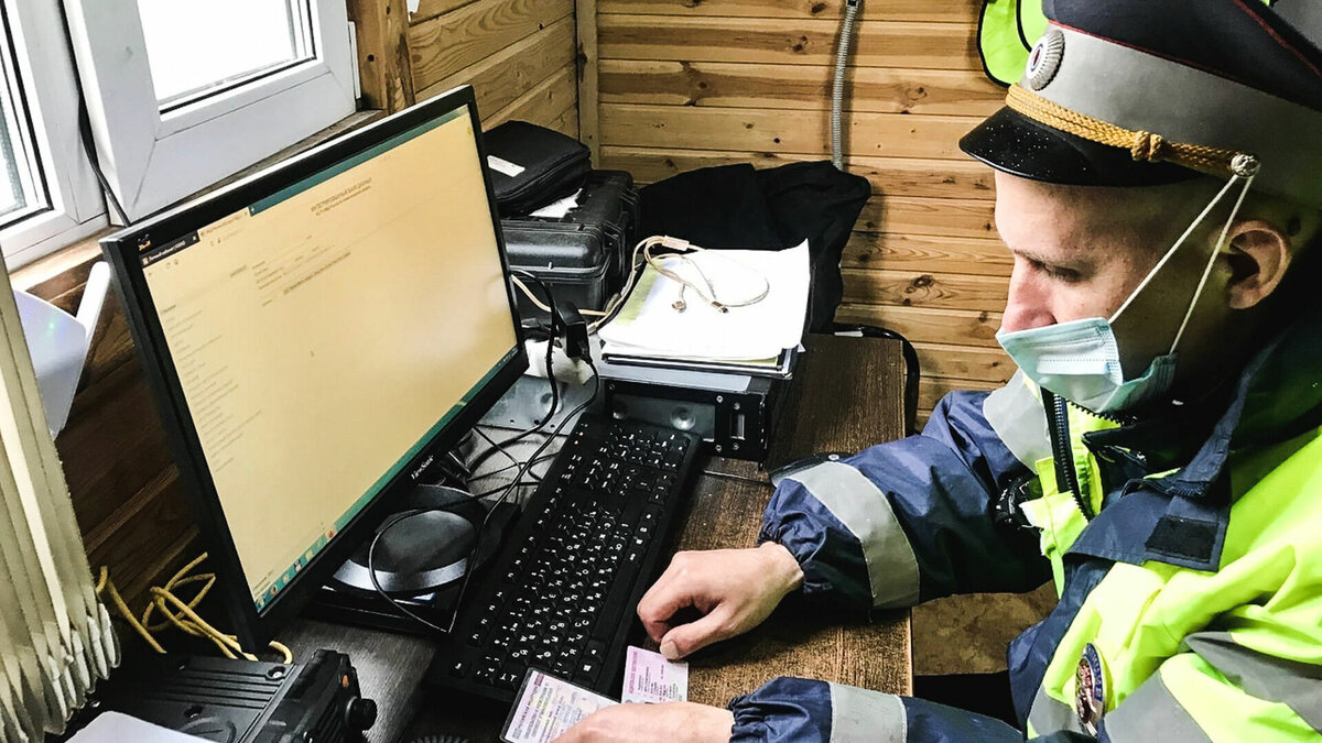     Об этом сообщает глава ГИБДД Башкирии Владимир Севастьянов.