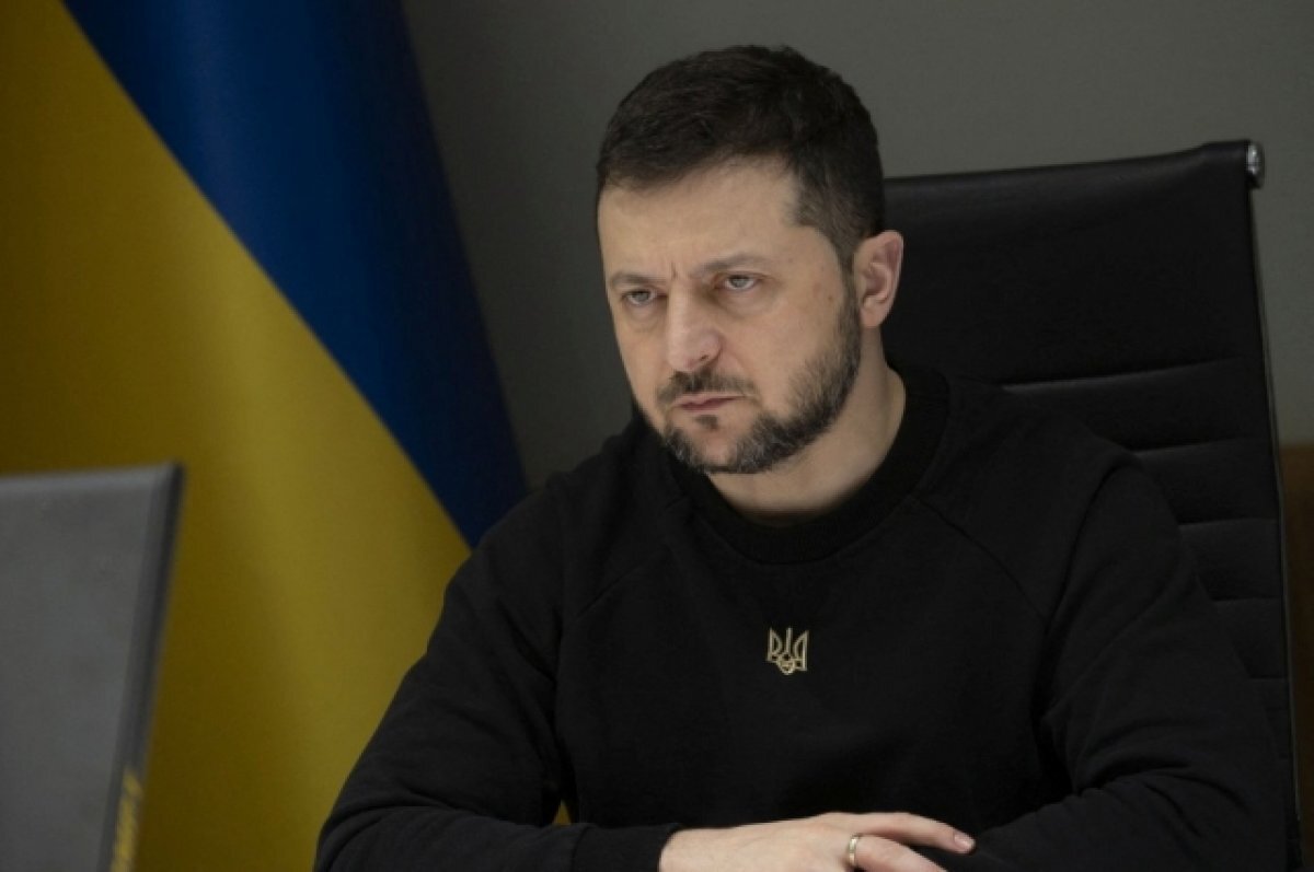    Зеленский снял с поста командующего силовой операцией Украины в Донбассе