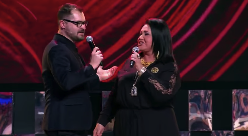    Евгений Гор и Надежда Бабкина. Фото: PrtScr — youtube.com/ «Привет, Андрей» Ольга Петрова