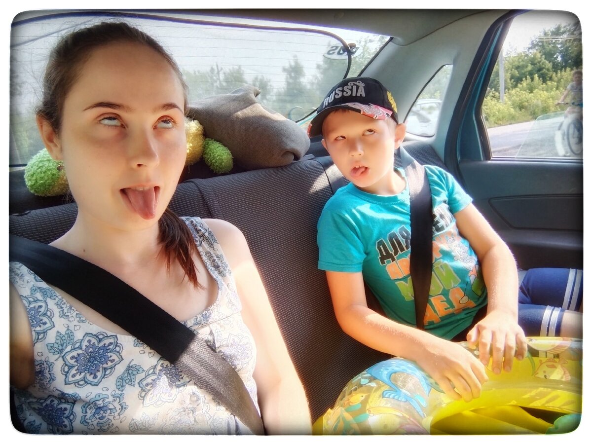 Хорошо ему, хорошо и нам, хорошо всем вокруг.