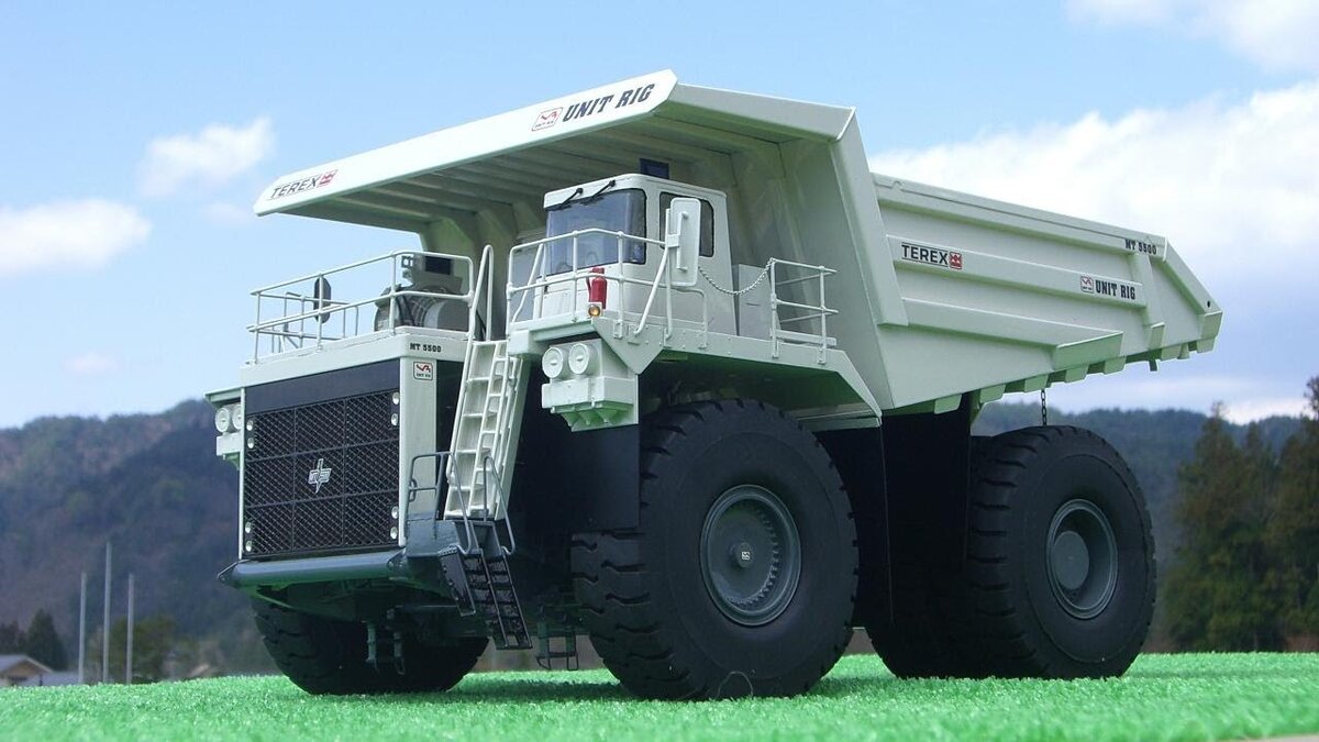 Тяжелый автомобиль. Самосвал Terex MT 6300ac. Terex MT 5500 AC. Самосвал Terex MT 5500. Unit Rig mt3700 карьерный самосвал.