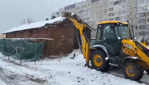    Снос церкви УПЦ во Львове. Фото: скриншот видео.