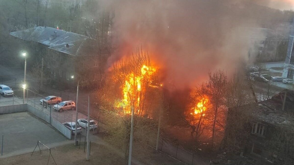     На пожаре ранним воскресным утром в Перми никто не пострадал.