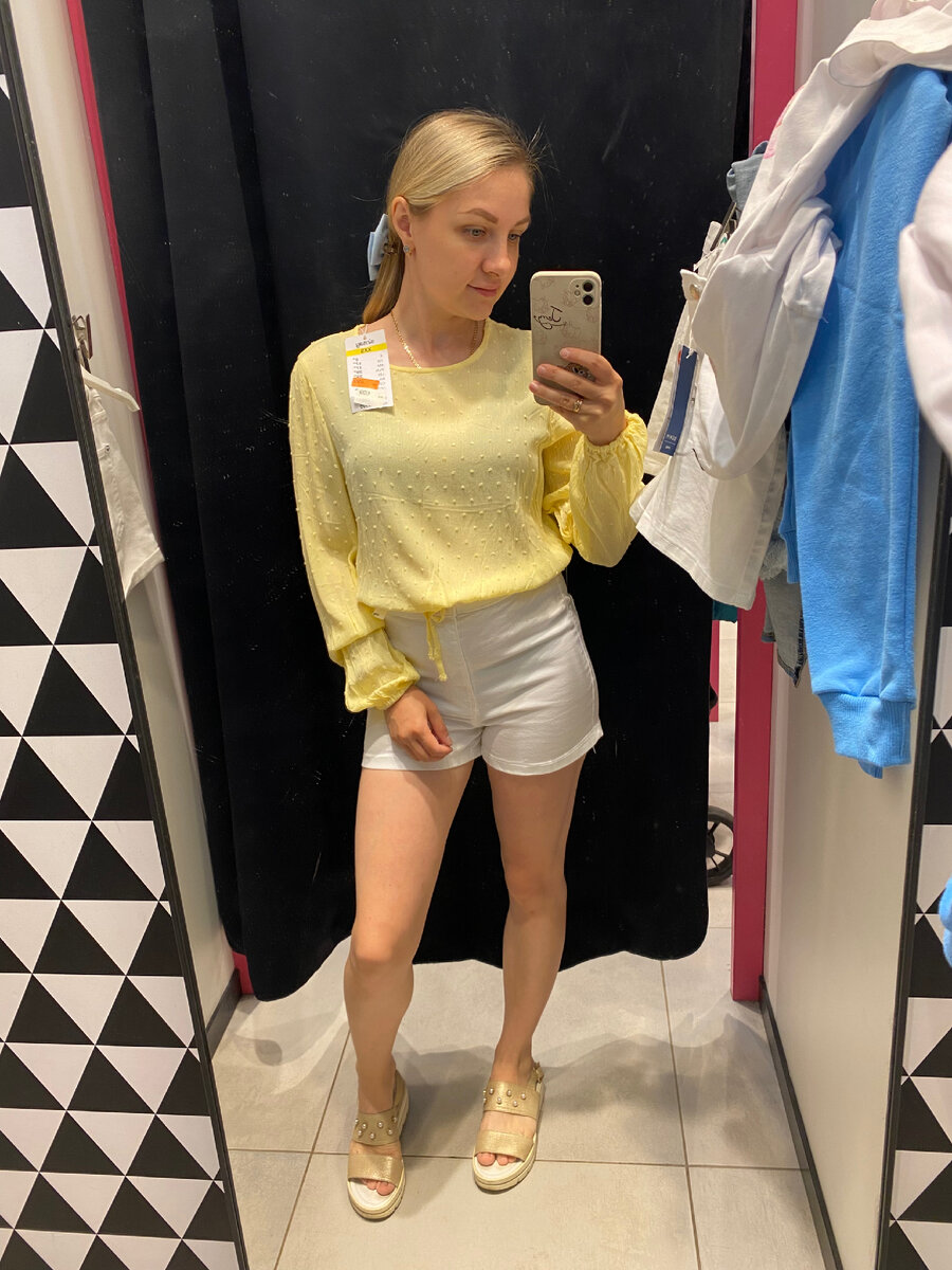 Кофточка 500р шорты 500