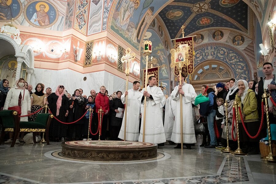 Служба в храмах в пандемию