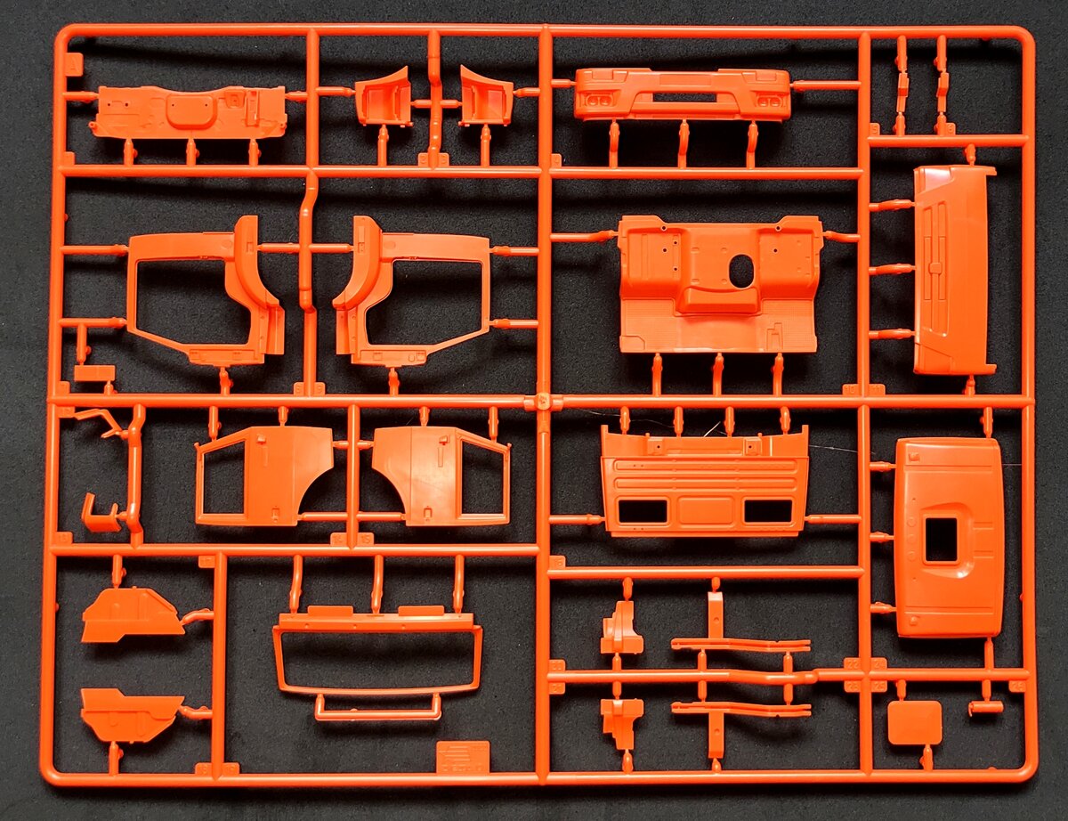 КамАЗ 65115, самосвал 1/35 Звезда литник 1 (3650)