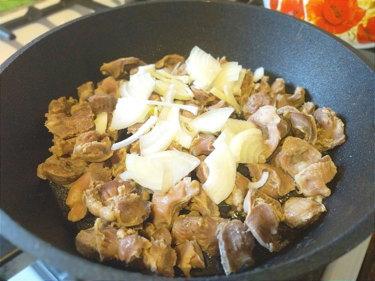 Куриные желудки в мультиварке рецепт