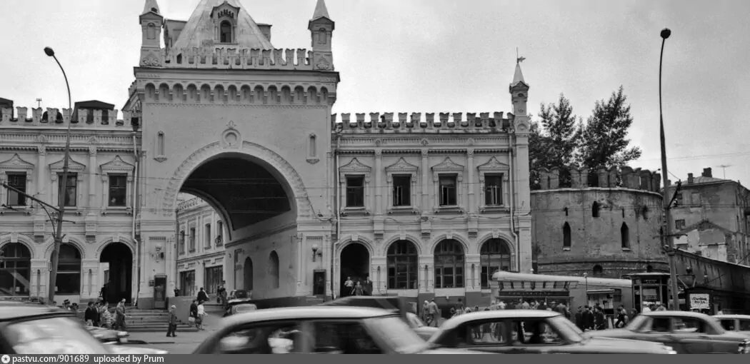 Третьяковский проезд: В 60-е это было довольно мрачное место ...