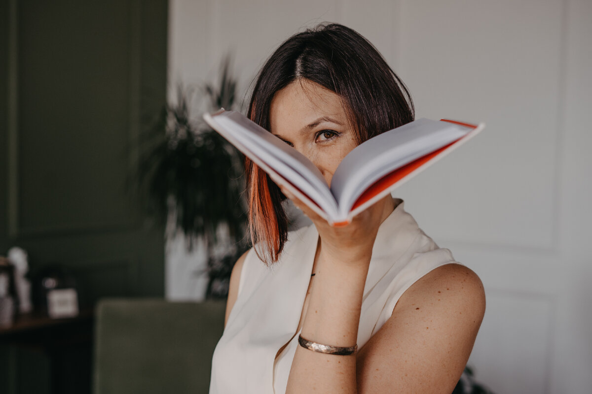 Можно ли построить отдел продаж по книге?