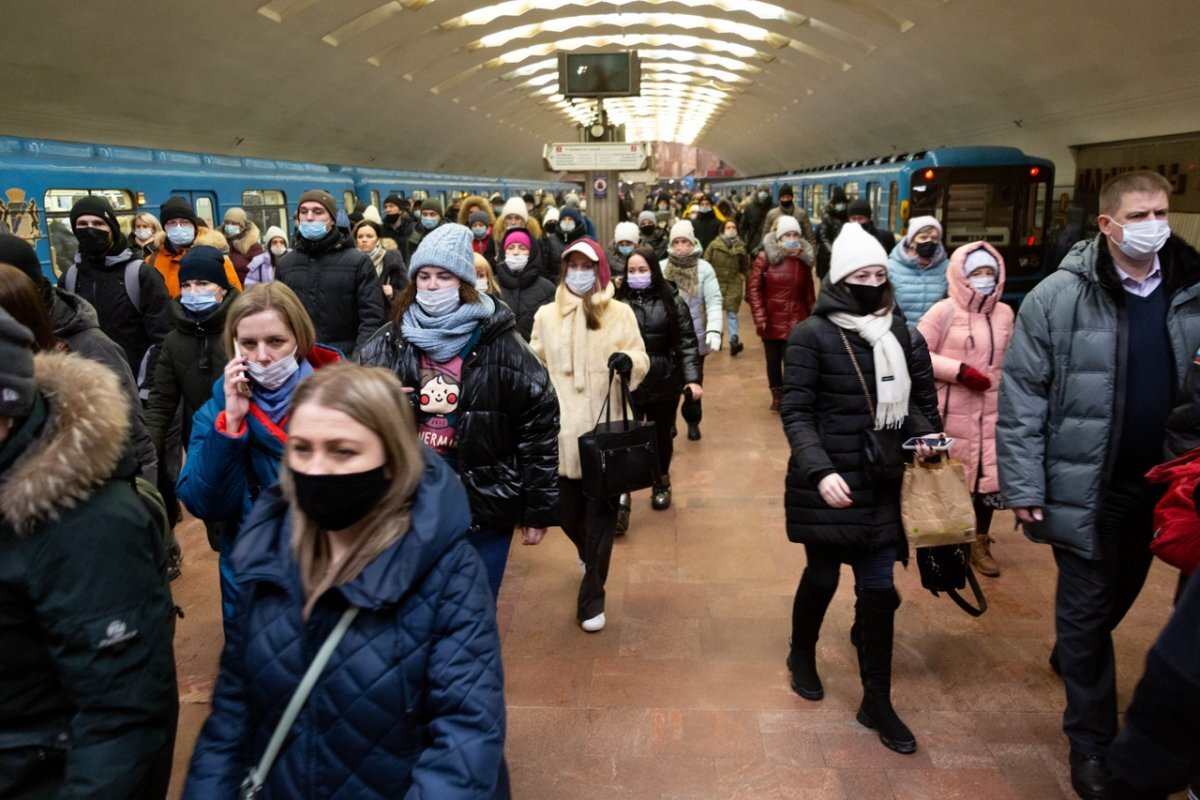    Коронавирусные ограничения продлили в Петербурге до 31 января