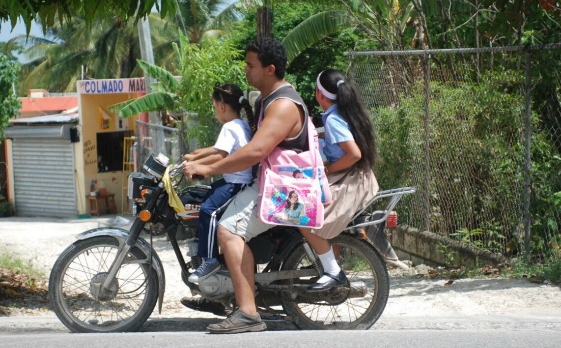 Едем с папой в школу