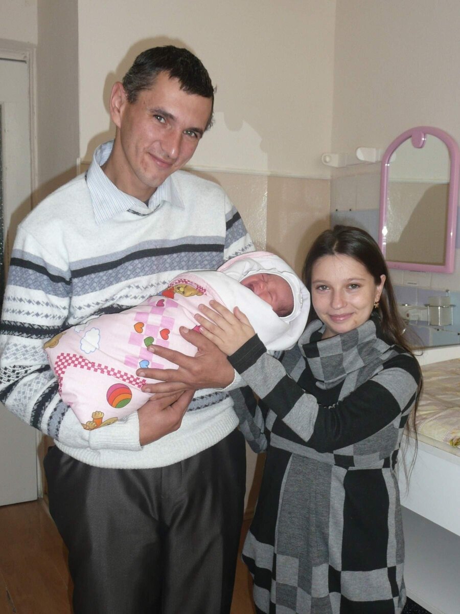 рожают в 10 лет. девочка родила от учителя математики. родила одиннадцать детей. рожают в 10 лет. рожают в 10 лет.