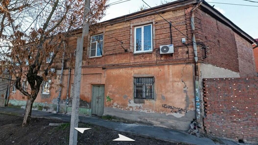     В Ростове собираются снести два многоквартирных дома в Пролетарском и Железнодорожном районах города, постановления появились на портале администрации.