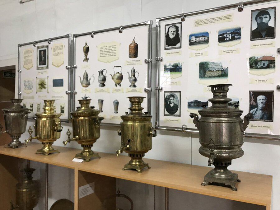 Экспонаты музея самоваров в Суксуне