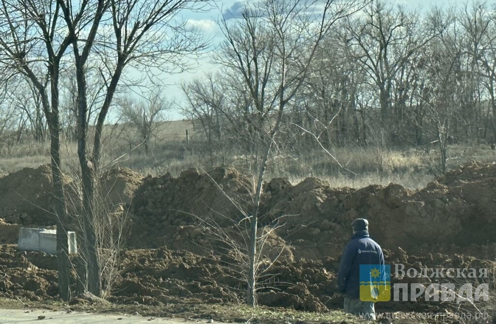     В Волжском строят трубопровод для развития новых микрорайонов
