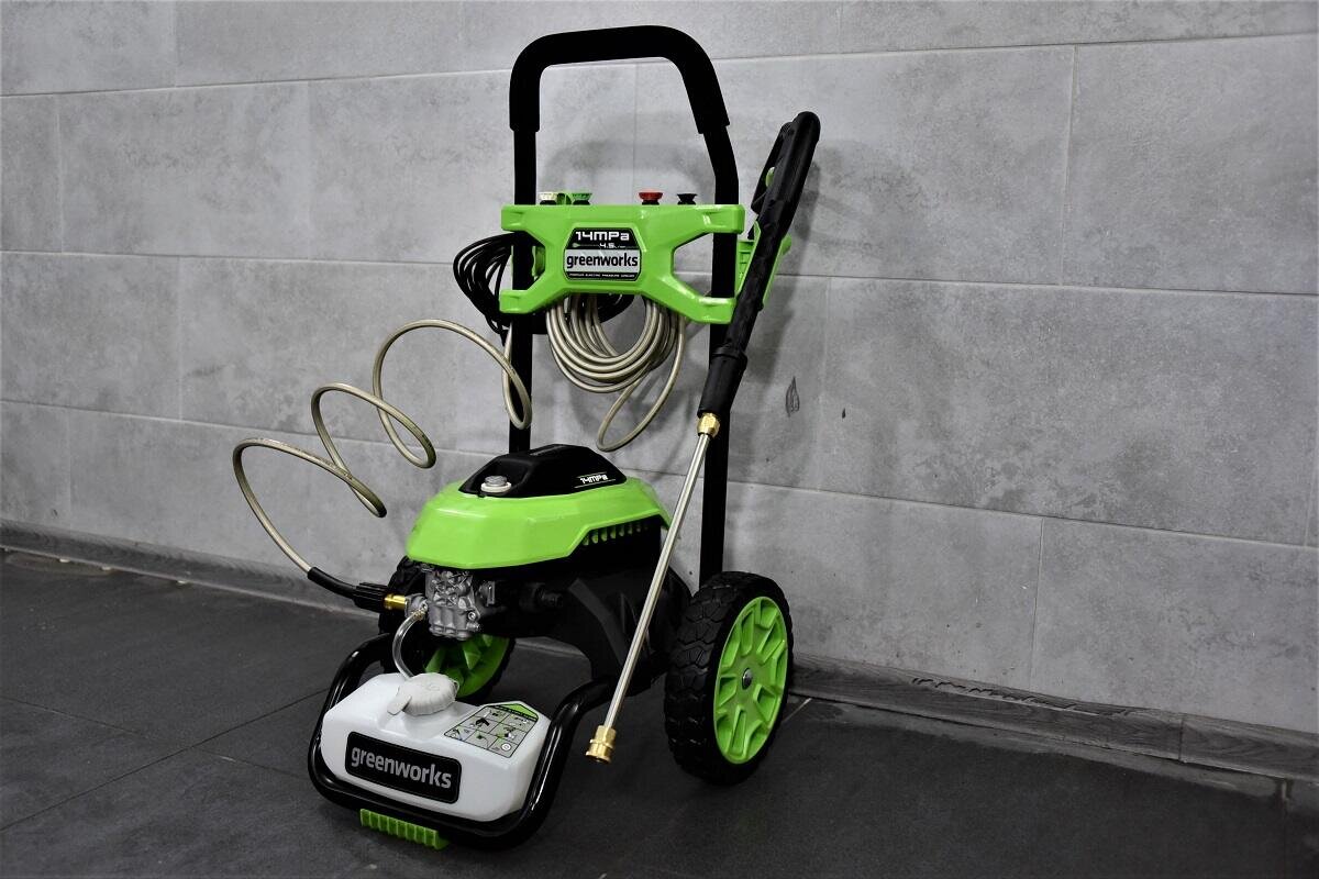 Greenworks gtl1520. Мойки высокого давления нет давления. Автомойка за 2000 рублей.