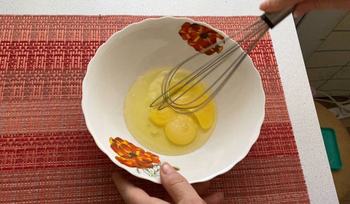 Взбиваем яйца