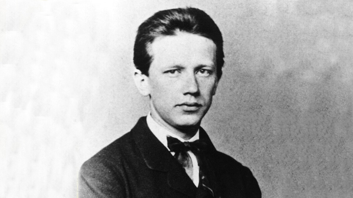 Чайковский в годы учёбы в Санкт-Петербургской консерватории (1863). Фото с сайта https://en.tchaikovsky-research.net 