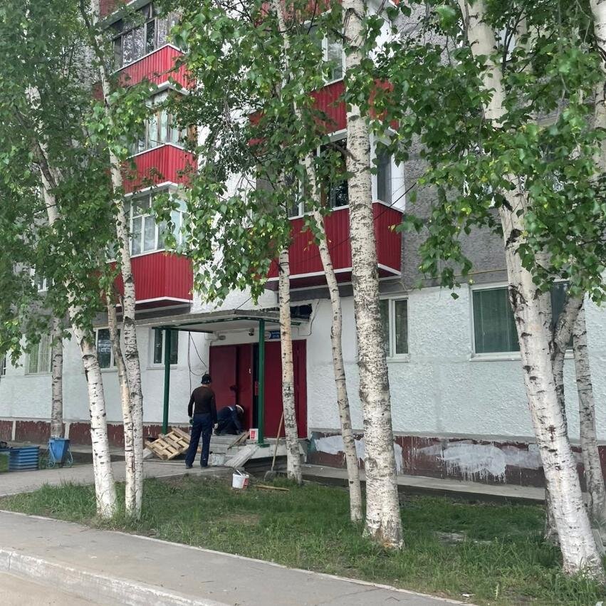    Жители Югры жалуются на шумных рабочих во время капремонта домов