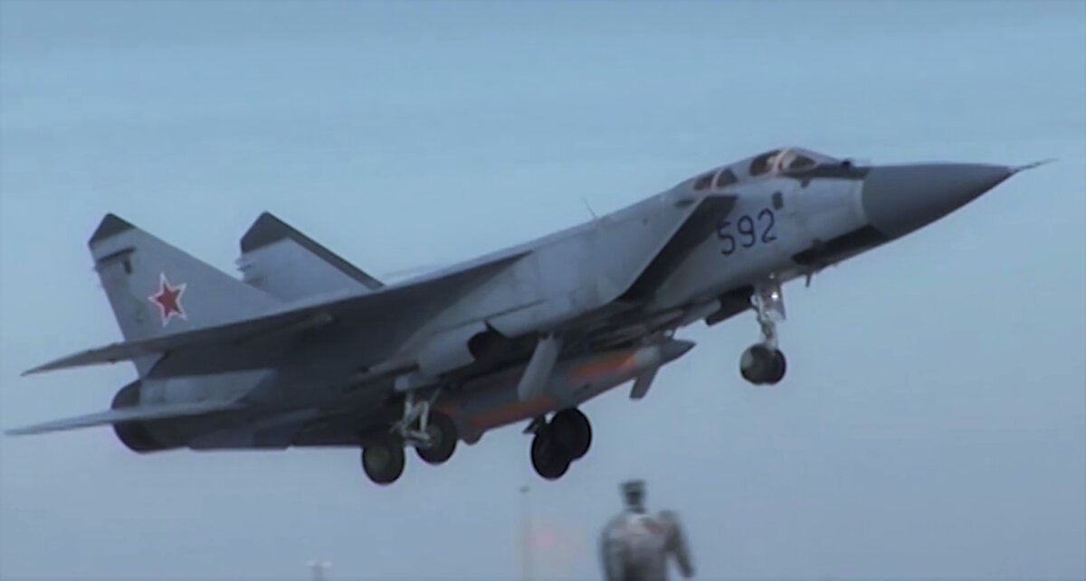 Миг с Кинжалом на борту