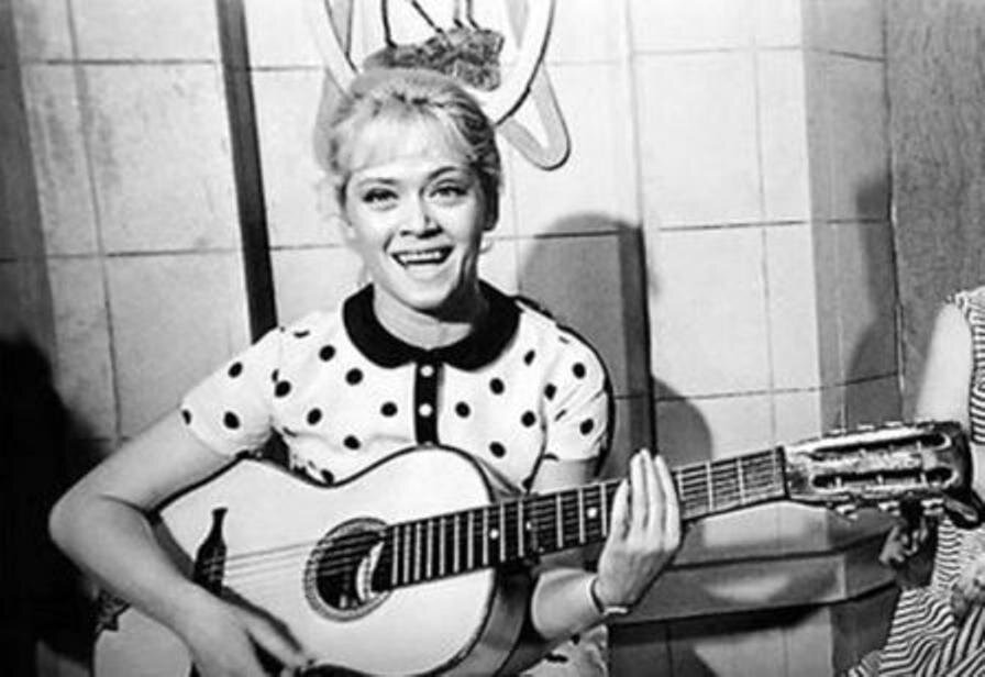 Алиса Фрейндлих