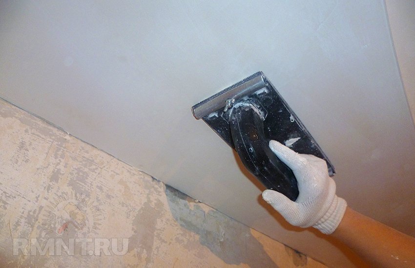 Как шпаклевать потолок своими руками: инструкция для новичка | garant-artem.ru