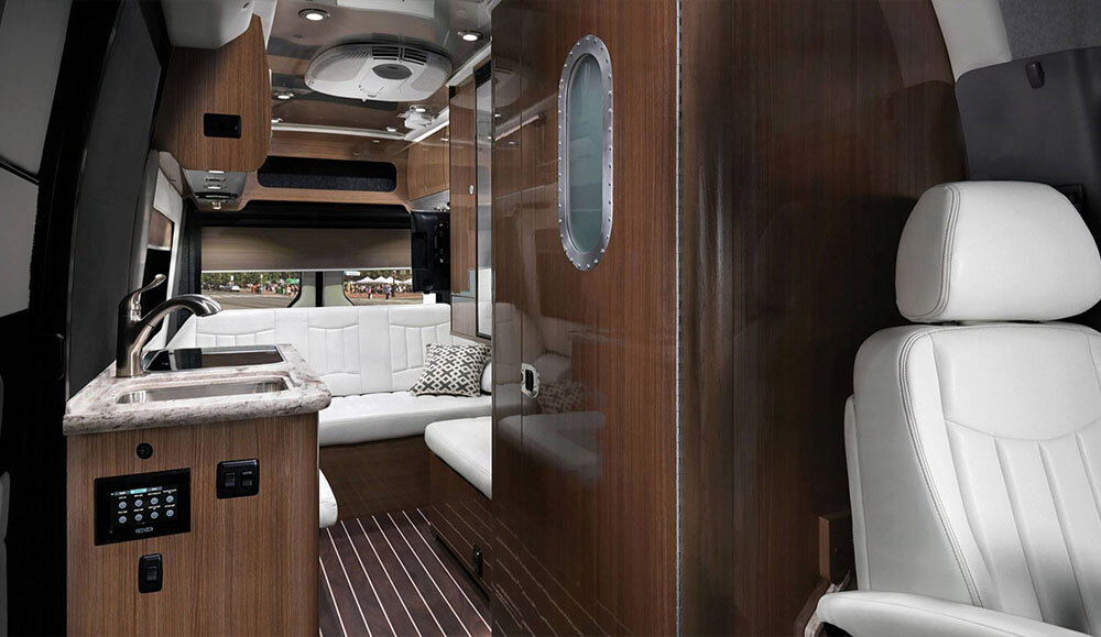 РђРІС‚РѕРґРѕРј Airstream 280
