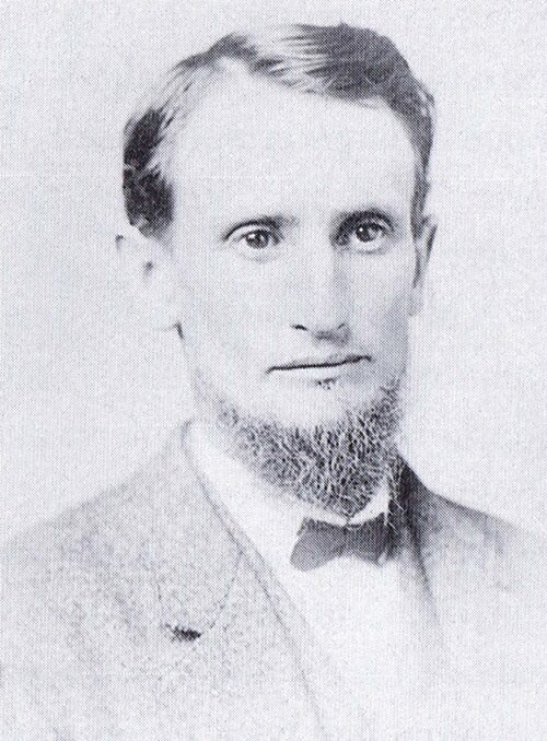 Сам создатель Кристофер Спенсер.