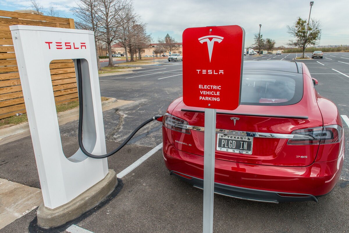 Tesla model x super Charger