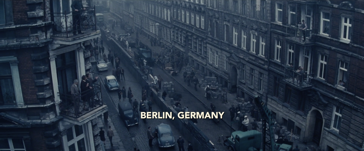 Кадр из фильма "Шпионский мост"